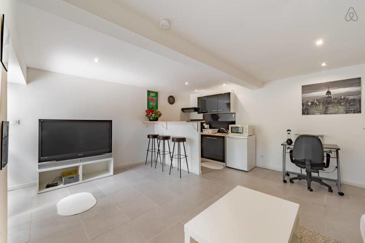 Guestready - Modern And Spacious Flat Near Vaise Lyon Eksteriør billede